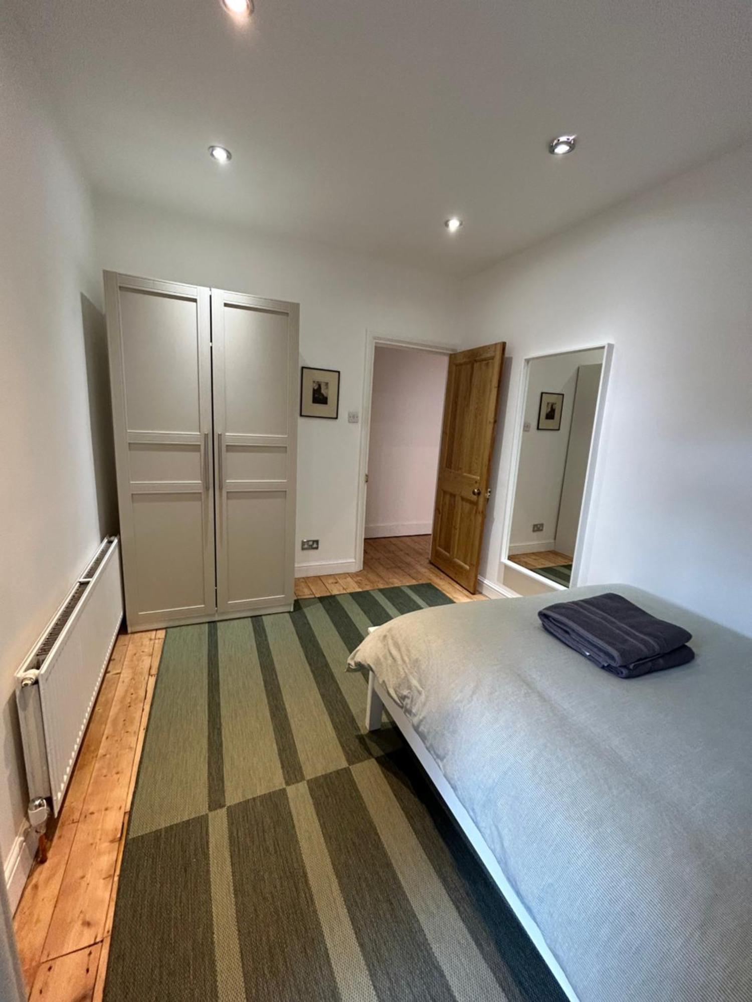 Spacious Battersea Rooms And Apartments Londres Habitación foto