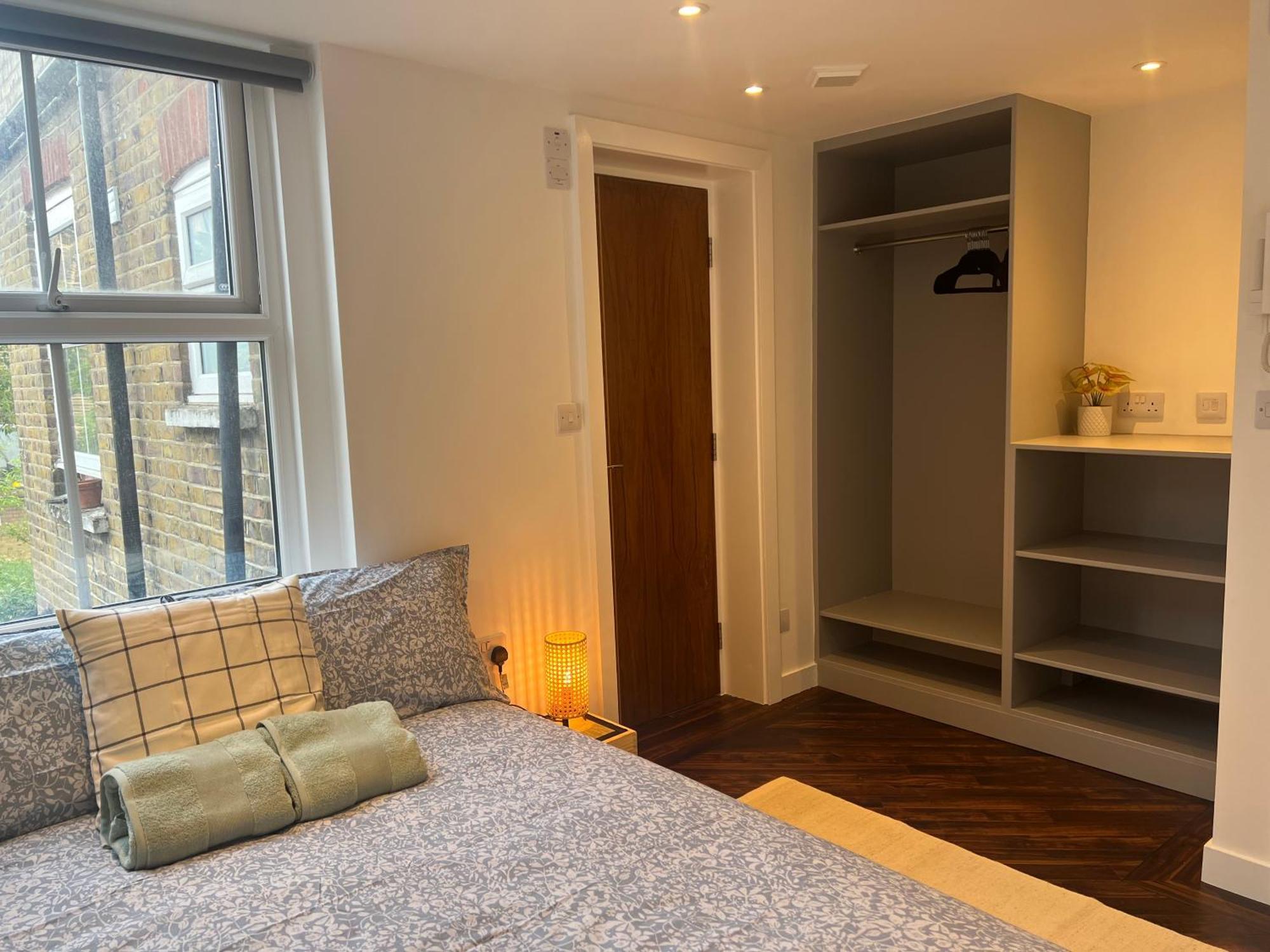Spacious Battersea Rooms And Apartments Londres Exterior foto