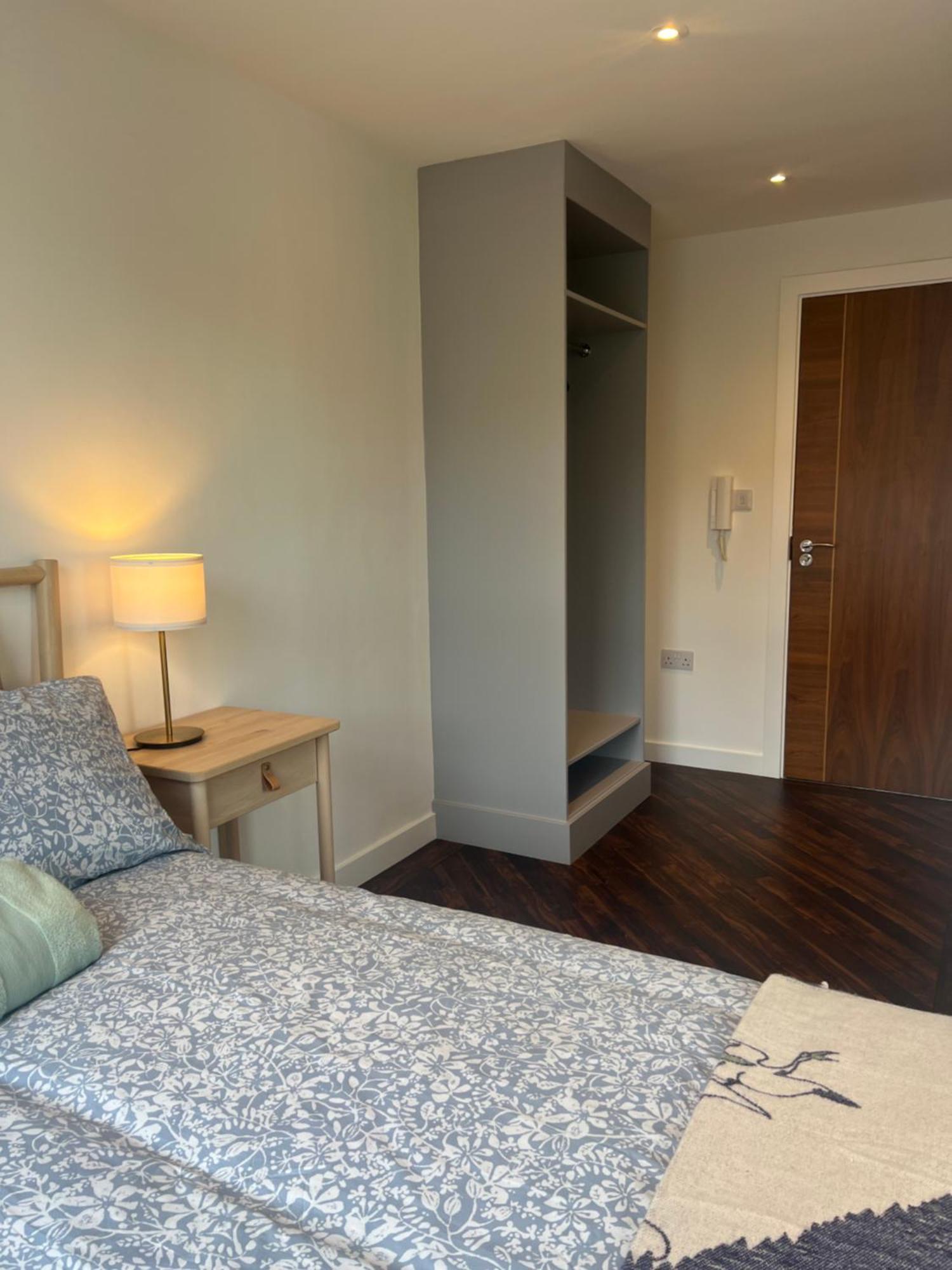 Spacious Battersea Rooms And Apartments Londres Exterior foto